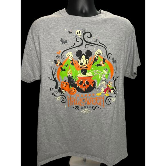 Disney Parks Halloween 2018 Mickey Mouse T-Shirt Limited Edition Size Large Gray - Picture 1 of 8